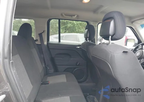 2014 Jeep Patriot Sport z USA, uszkodzony, nr VIN 1C4NJPBA1ED777871